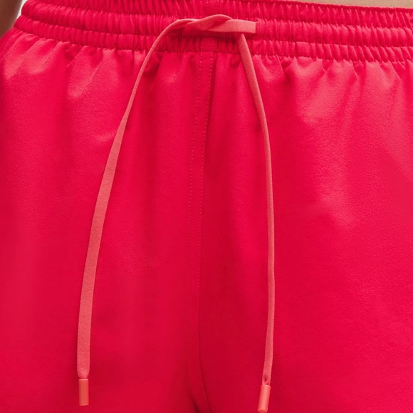 BRAND NEW Lululemon Pace Rival High-Rise Short 3" - Picture 4 of 8